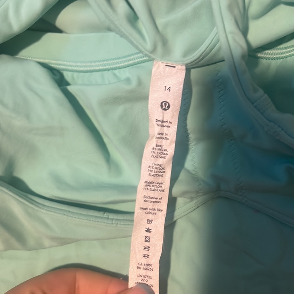 Lululemon align tank - Picture 2 of 3